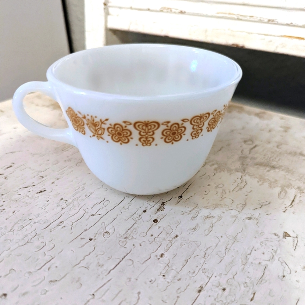 Vintage Pyrex Butterfly Tea Cups